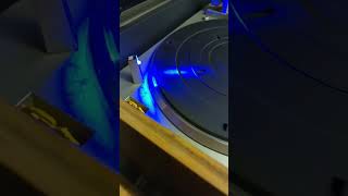 Download lagu Don't Waste Your Money On A Modern Turntable! Modern = No Features! 🔥 💰 🔥 mp3