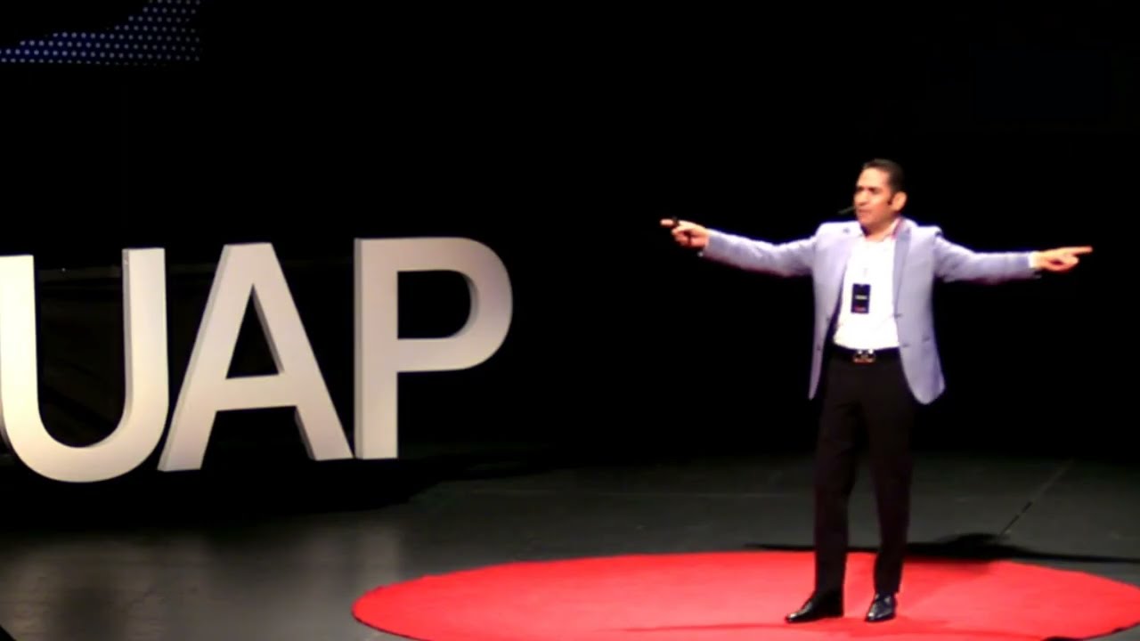 El sector público y el privado a través de emprendimiento | Jaime Ferrer | TEDxBUAP