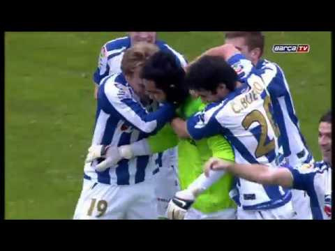 Claudio Bravo goal in 2010