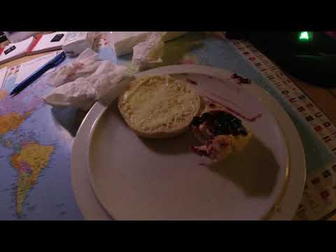 MongoTV_5245 - Min Aftensmad - DANISH MUKBANG - Mølleboller