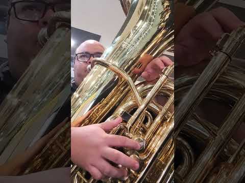 Hino 181 CCB - Só em Cristo