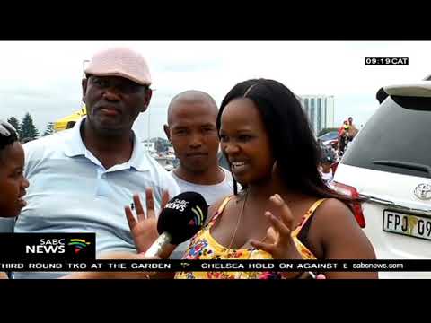 Thousands flock to beaches in PE