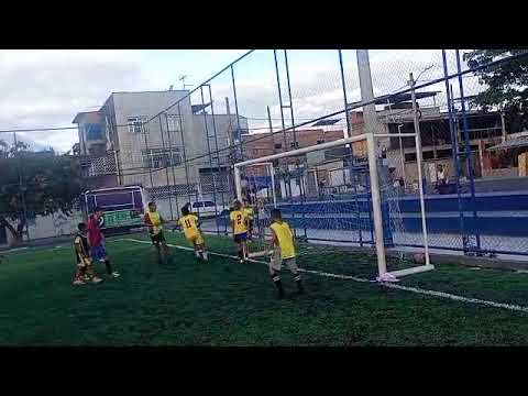 lindo gol do atacante Lucão