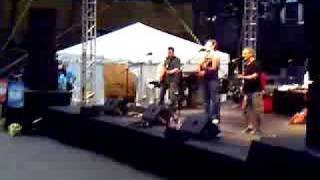 Honeydogs at Peavey Plaza