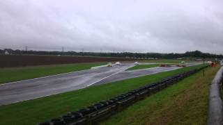 preview picture of video 'Castle Combe Saloon Car Championship Bank Holiday Monday 25 August 2014'