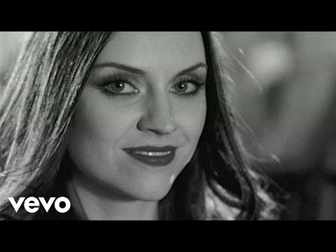 Amy Macdonald - 4th Of July (Official Video)