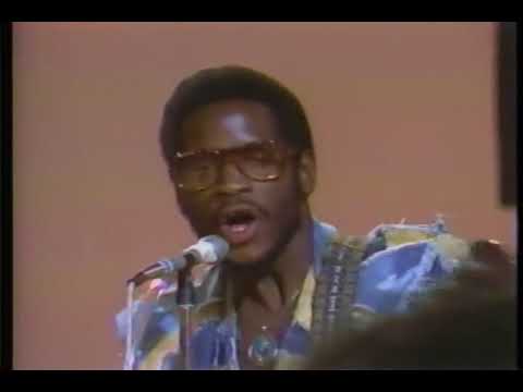 Chaka Khan And Rufus -LIVE- Stop On By- 1975