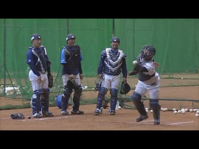 【ライオンズ春季キャンプ】ライオンズ・中熊 至近距離からのノックを惜しくもキャッチならず!! 2021/2/6