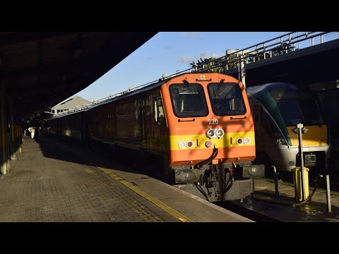 Haulage Behind 201 Class Locomotive 220 "River Blackwater" Between Kildare & Ballybrophy 27-09-2025