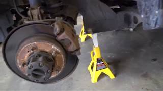 HOW TO INSTALL FRONT STRUTS ON 1996 TRACKER