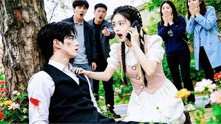 CEO ferito, nessuno aiuta. Ragazza scaccia i cattivi, lo salva. Si innamora!