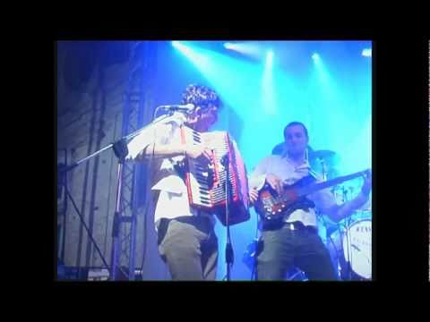 Pelosofolk- Azzurro  -  live