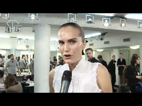fashiontv | FTV.com - MILAN W S/S 11 - VERSACE BACKSTAGE