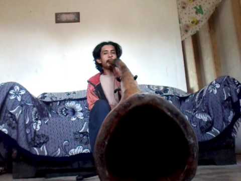 Didgeridoo solo 