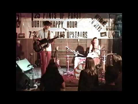 The White Stripes - Death Letter (Live at Jay’s Upstairs June 15, 2000)