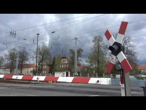 Bahnübergang in Hoyerswerda gesperrt - Elsterwelle