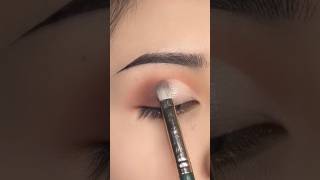 Download lagu Cut crease makeup #eyemakeup #cutcreasemakeup #cutcreaseeyelook #cutcreasetutorial #shortvideo mp3