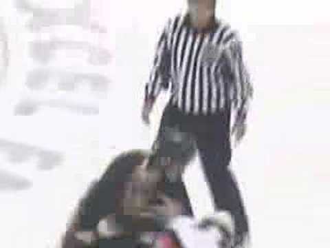 Andrew Peters vs Derek Boogaard