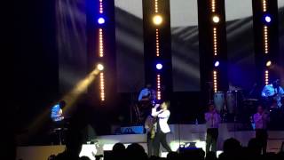 Peter Andre- Ain't That A Kick In The Head (London O2 Arena 20/03/16)