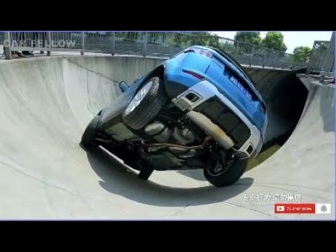 2021 Range Rover Evoque Skate Park Stunt – Extreme Offroad Driving Challenge