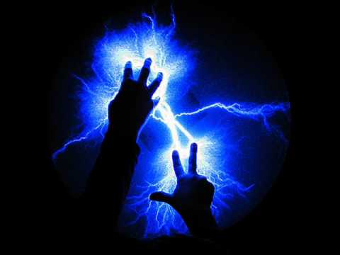 W&W Invasion vs. Gareth Emery ft. Lucy Saunders Sanctuary (Raynor Mashup)