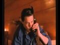 Dale Cooper snaps his fingers! 