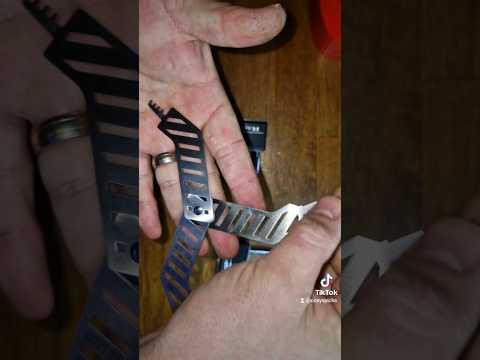 Ergo Comb Pick Vs Masterlock 140