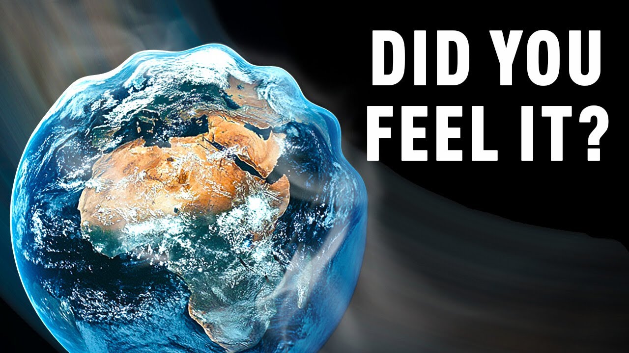 Scientists Stunned as Ancient Alien Signal Reaches Earth for First Time