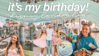 DISNEYLAND VLOG | park hopping, using genie+, dinner at lamplight lounge, world of color