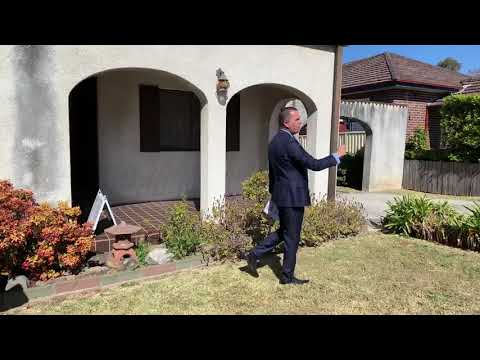 Clarence White - Auctioneer (Sydney) - auction of 28 Wilga St, Concord West
