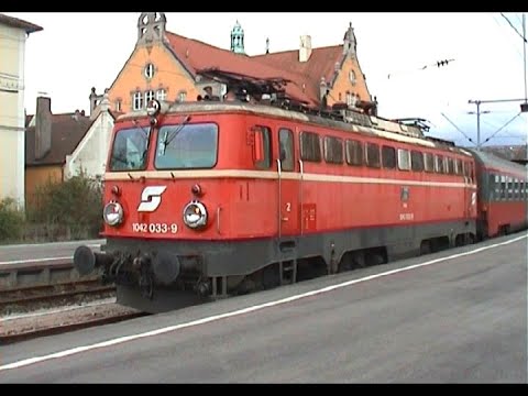 DB -  Stazione di LINDAU Hbf  ( DB - OBB - SBB CFF FFS ) - Partenze, Arrivi e manovre - Maggio 2002