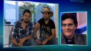 Padre Reginaldo Manzotti no Programa Raul Gil ( Homenagem)