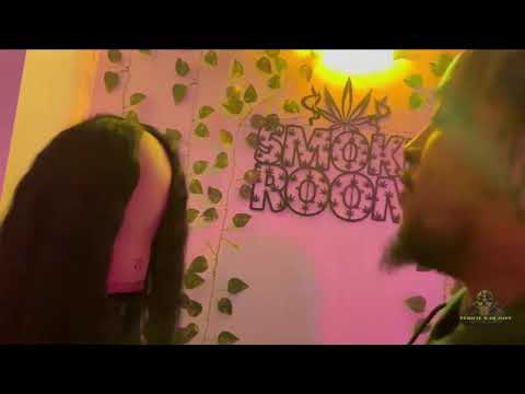 Truly Laced vs Statis