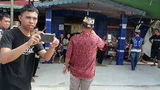 Download lagu PERNIKAHAN ADAT DAYAK CAMPURAN (KAL-BAR) suruk pangin & kanayatn mp3 Download lagu PERNIKAHAN ADAT DAYAK CAMPURAN (KAL-BAR) suruk pangin & kanayatn mp3