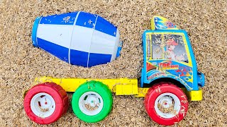Download lagu Mencari Dan Merakit Mobil Mobilan Truk Molen Besar, Truk Oleng,Beko Excavator,Bus Telolet,Kereta Api mp3