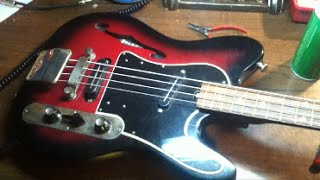 Video thumbnail for c.1973 Jolana Iris Bass Overview (Made in Czechoslavakia) by The Guitologist