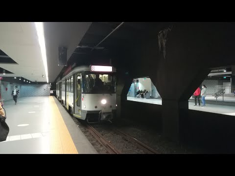 [Front view] Premetro Antwerpen Lijn 8 / Prémétro d'Anvers Ligne 8 Wommelgem - Astrid PCC Tram