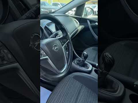 фото opel astra j рестайлинг 0