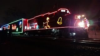 preview picture of video '2014 CP Holiday Train in Dubuque'