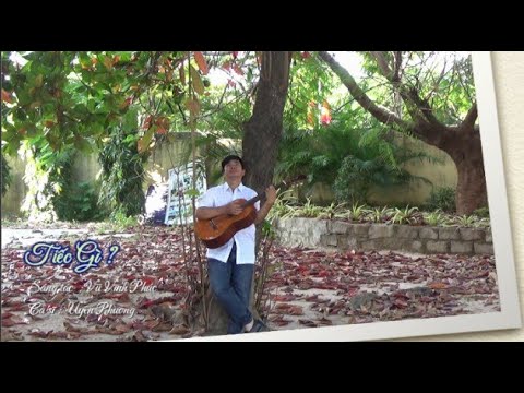 Tiếc gì - Uyên Phương