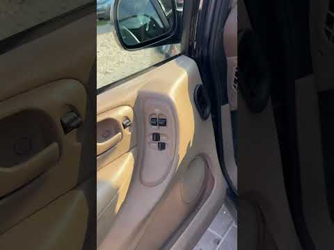 фото chrysler grand voyager iv 0