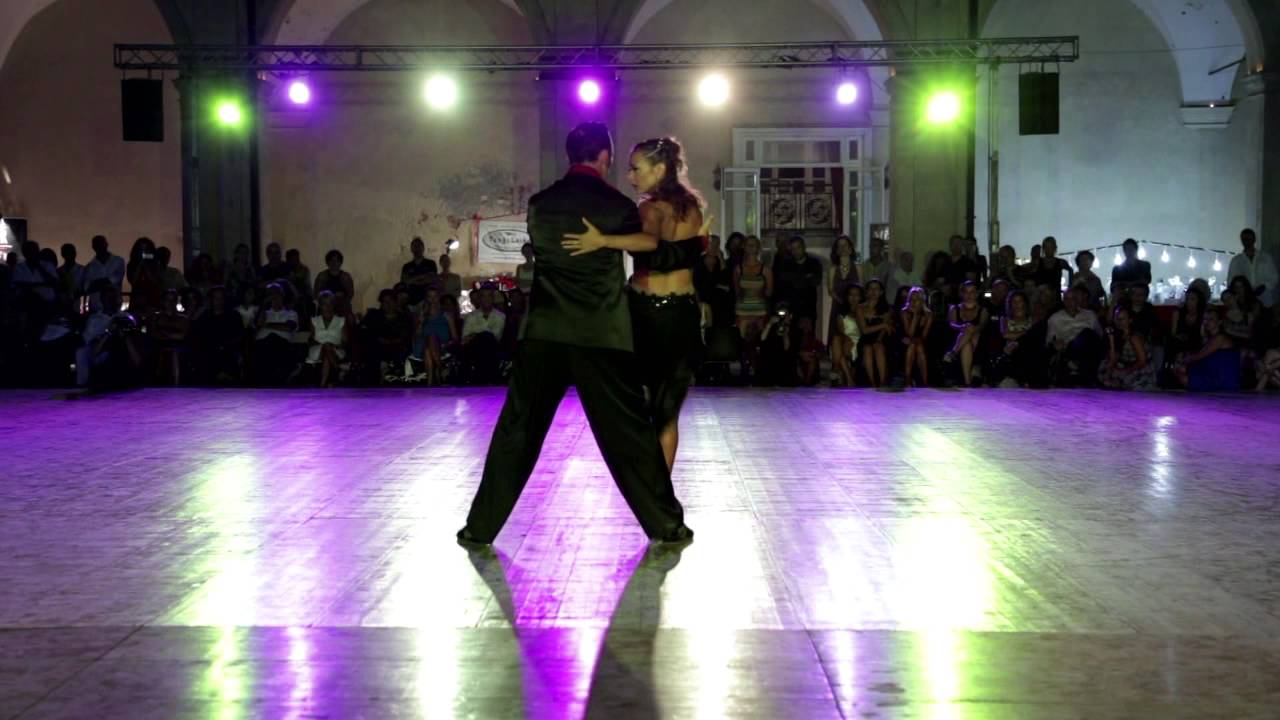 Joe Corbata y Lucila Cionci - Catania Tango Festival 2013 - Video 2-4