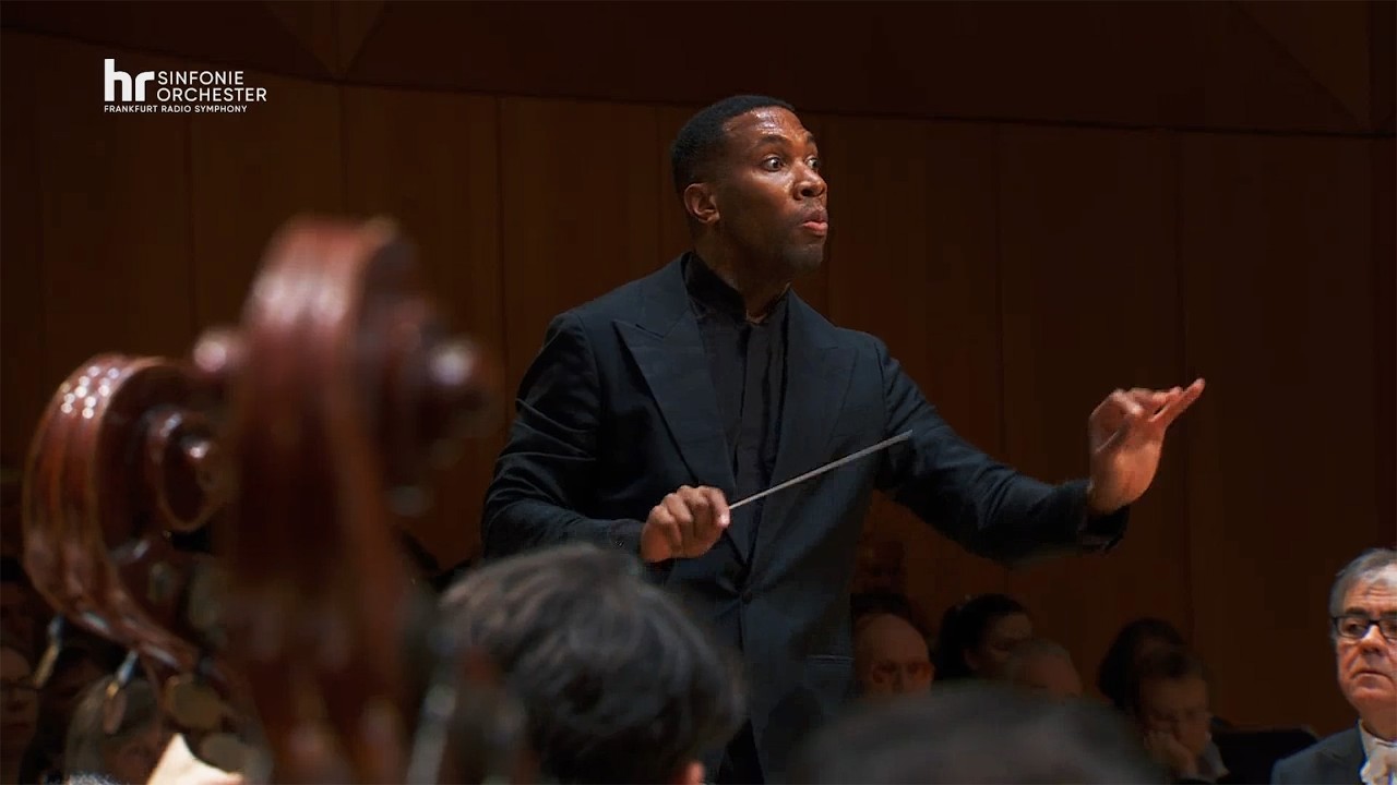 Tschaikowsky: 5. Sinfonie ∙ hr-Sinfonieorchester ∙ Roderick Cox