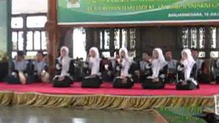 preview picture of video 'FESTIVAL SHOLAWAT REBANA BANJARNEGARA juara 1 th 2012 SUBULASSALAM yanabi salam flv.'