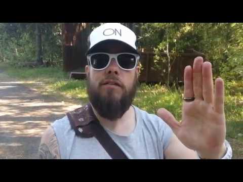 Kaupassa käytä ja nyt oon kotiin menissa