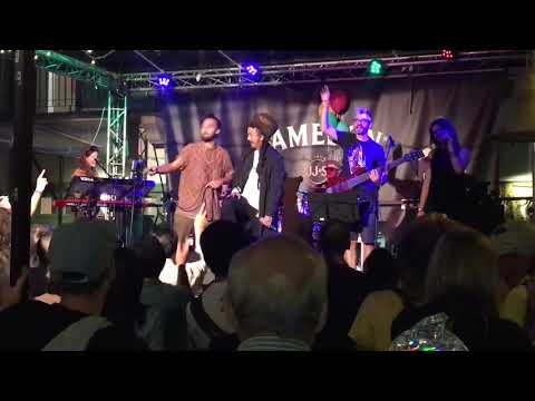 Ras Muhamad feat Tóke - Open the world @ Ellátóház Budapest 2018/09/13