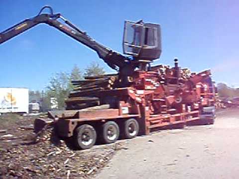 Wood cutter with Caterpillar V12 1050 Hp Engine