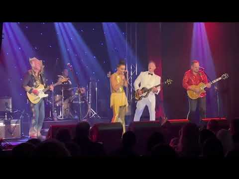 Every Chase A Steeple - Bob Starkie Skyhooks show featuring Laura Davidson.