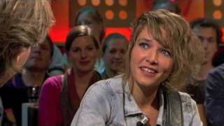 Marike Jager playing 'The Beatles - Come Together' @DWDD Recordings