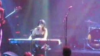 Clara Lofaro Live &quot;Fall&quot; clip